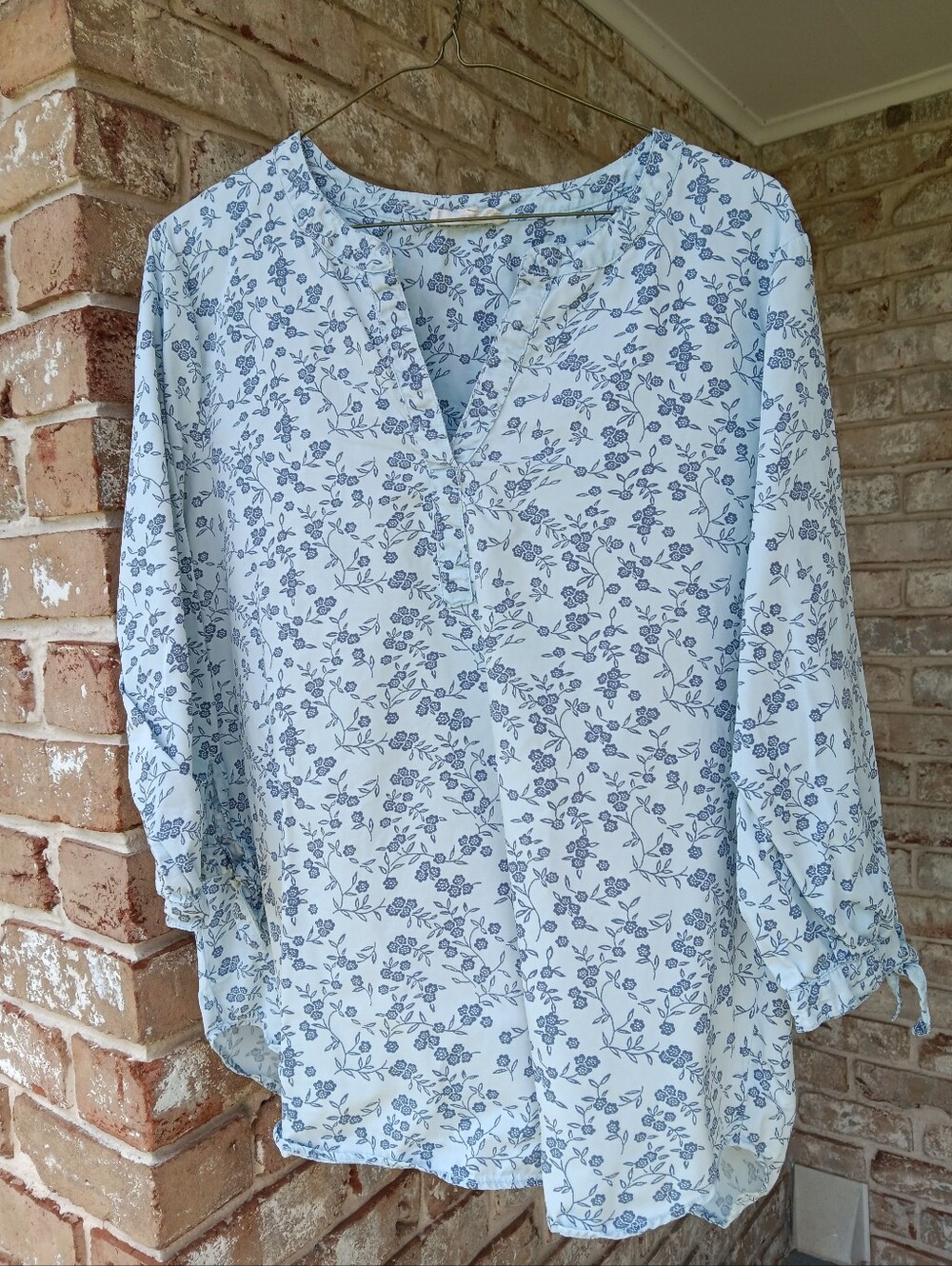Jane and Delancey Floral V-Neck Tunic